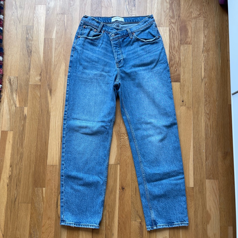 Women’s Abercrombie High Rise Dad Jeans